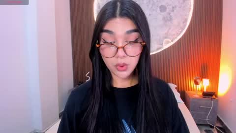 Rose online show from May 5, 2:12 pm
