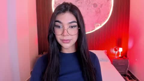 Rose online show from May 10, 2:33 pm