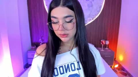 Rose online show from May 28, 2:04 pm