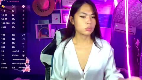 Rose online show from May 28, 9:40 am