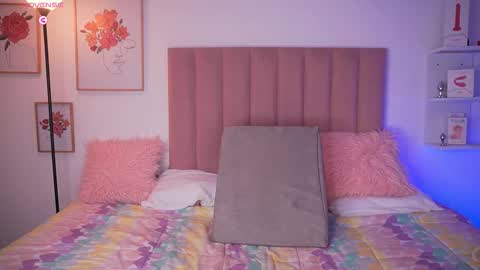 RubiOberli 9 INCH Guys my blue page is available now  online show from September 9, 2:43 am