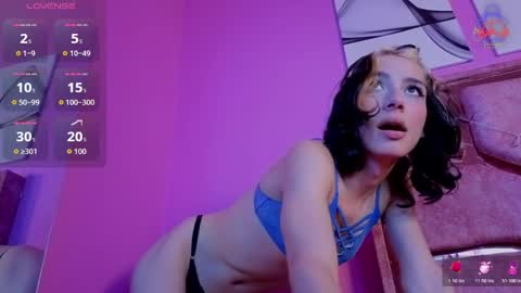 samantaa_liov online show from April 10, 7:52 pm