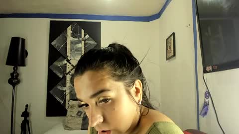  SARAHJEY     online show from April 14, 11:10 pm