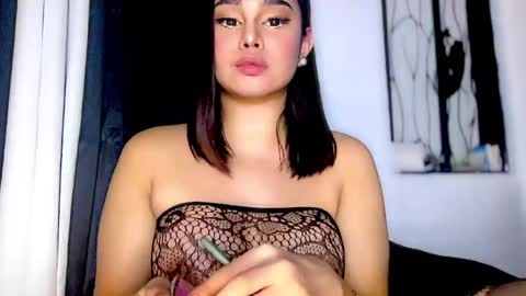 sassa_lilly online show from June 1, 1:46 pm