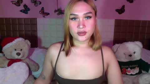 Sarah Drews   Super model online show from December 21, 6:02 pm