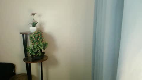 sassy_tinaxx online show from May 21, 5:09 pm