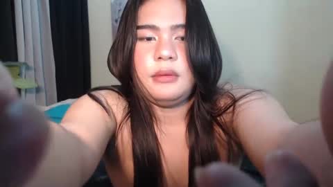 Snapshot of saucey_rhed chatting on February 19, 7:16 pm RHED online show from February 19, 7:16 pm