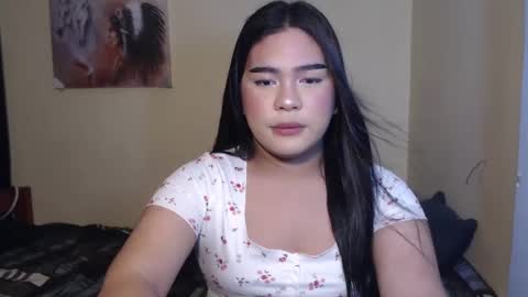 Snapshot of saucey_rhed chatting on February 28, 11:58 am RHED online show from February 28, 11:58 am