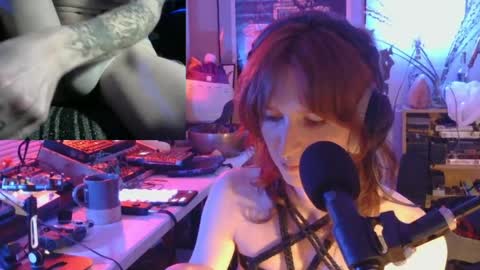 savagewaves online show from April 6, 1:26 am