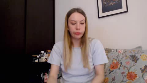 Scarlett online show from March 29, 5:24 pm