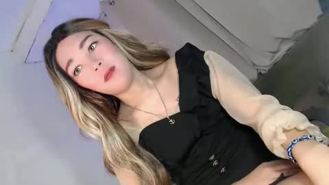 Snapshot of seducing_angela chatting on September 15, 11:42 pm seducing_angela online show from September 15, 11:42 pm