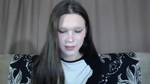 Snapshot of sexpired_princess chatting on October 11, 9:33 am Nextdoor Princess online show from October 11, 9:33 am