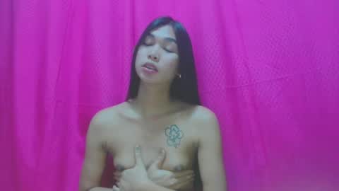 sexyhornyts4u online show from March 31, 2:52 pm