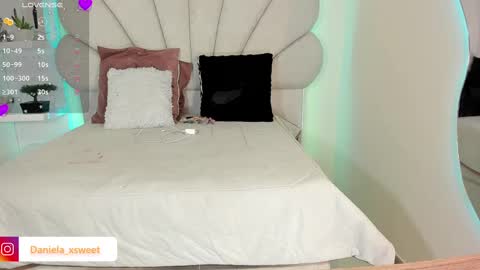 shairytovar online show from October 12, 7:00 am