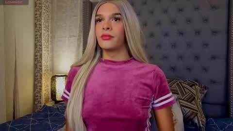 Shantal Jones online show from November 5, 10:42 pm