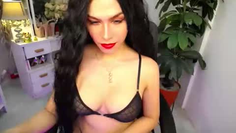 VIOLET online show from November 3, 2:10 am