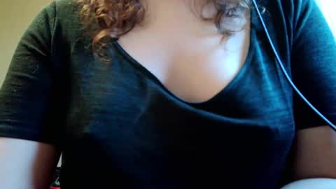 Shay online show from October 17, 4:32 pm