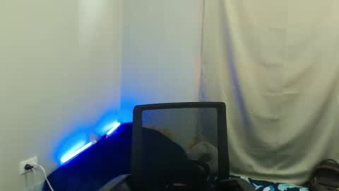 Snapshot of shemalecathy chatting on October 22, 2:24 am CATHY NAAY ITLOG online show from October 22, 2:24 am