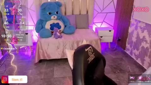 Siiam Tay online show from September 19, 3:45 am
