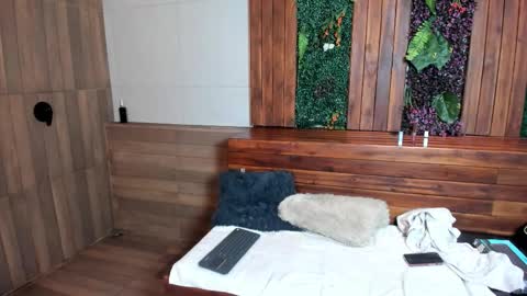 SImon Duran online show from February 27, 5:02 am