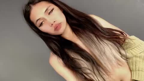 slut4attention online show from April 7, 6:03 am