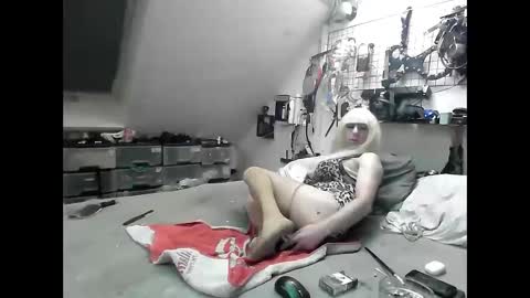 smokeslut365 online show from January 24, 1:56 am