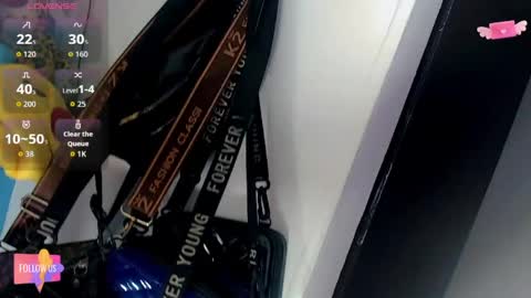 sophie_vall online show from April 14, 12:59 am