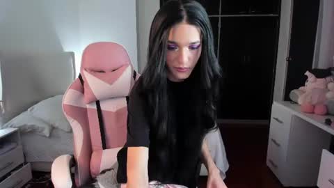    online show from July 31, 3:06 am