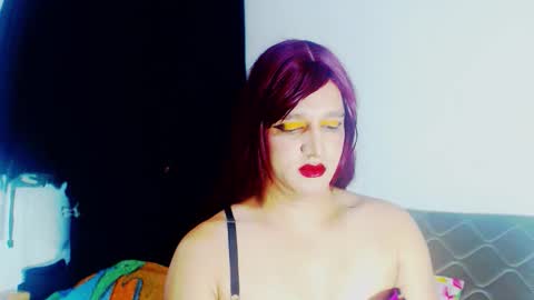 sophiehillsxo online show from January 17, 4:20 am