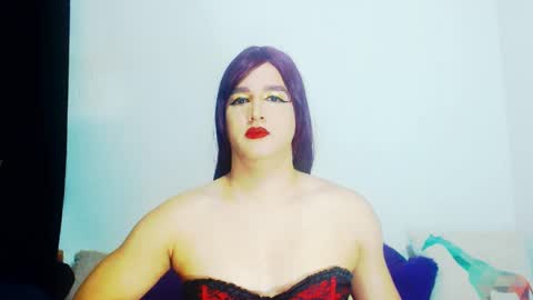 sophiehillsxo online show from March 30, 2:23 am