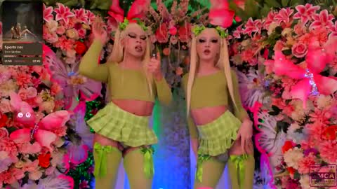 Snapshot of spicysluts chatting on November 1, 2:09 am Alison Sharon online show from November 1, 2:09 am