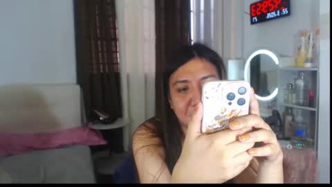 Stella online show from March 22, 8:30 am