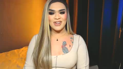 Snapshot of suckablecockoffreya chatting on January 16, 6:37 pm JADE ELYSE online show from January 16, 6:37 pm