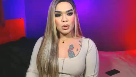 Snapshot of suckablecockoffreya chatting on January 19, 9:34 pm JADE ELYSE online show from January 19, 9:34 pm