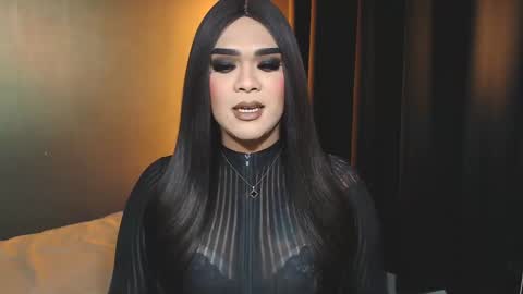 Snapshot of suckablecockoffreya chatting on January 26, 7:21 am JADE ELYSE online show from January 26, 7:21 am