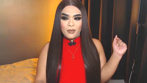 Snapshot of suckablecockoffreya chatting on February 10, 6:13 pm JADE ELYSE online show from February 10, 6:13 pm