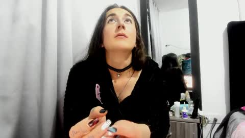 sweet__suck69bitch online show from March 25, 5:56 am
