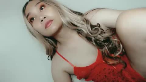 SWEET LOVE online show from April 28, 4:39 am