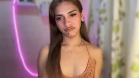 sweet_nikki03 online show from September 22, 8:03 pm