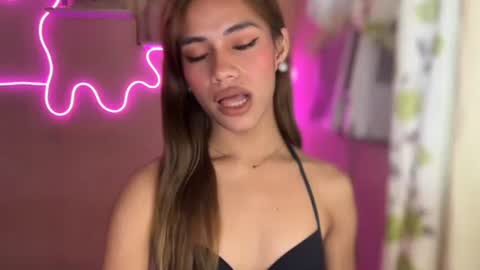 sweet_nikki03 online show from September 26, 9:34 pm