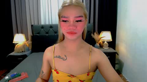 bea takashi  online show from April 3, 3:32 pm