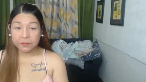 Snapshot of sweetflavor4uxxx chatting on December 25, 2:13 pm GoddessAira4uTS online show from December 25, 2:13 pm