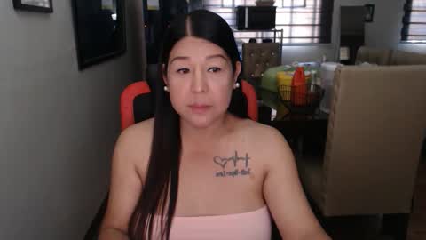 GoddessAira4uTS online show from April 8, 11:06 pm