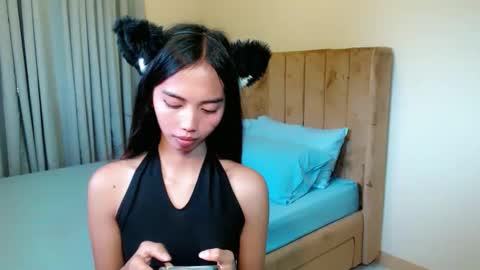sweetgirl_daphne online show from April 14, 8:52 am