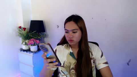 SWEET KEYA online show from March 31, 7:10 am