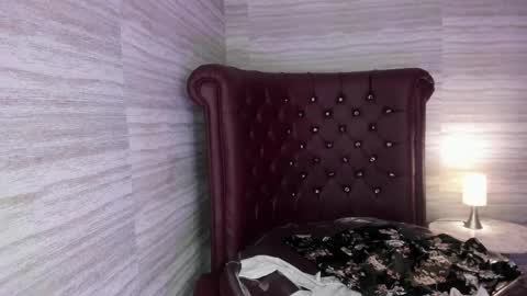 siren online show from April 11, 11:14 am