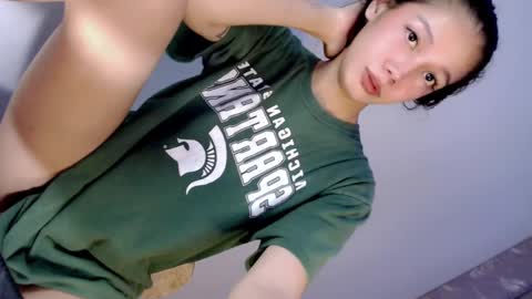 Claire Watson online show from April 16, 10:56 pm