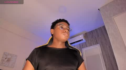 teylor online show from March 22, 8:24 pm