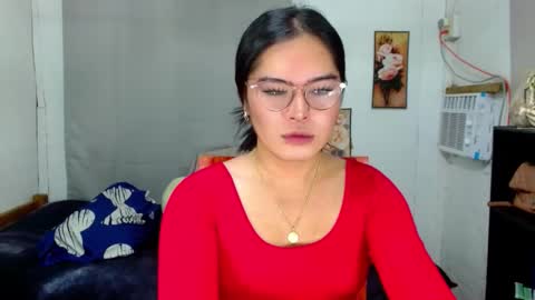 tgirlselena online show from December 4, 1:59 pm