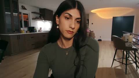 babygirlmami online show from December 19, 2:06 am